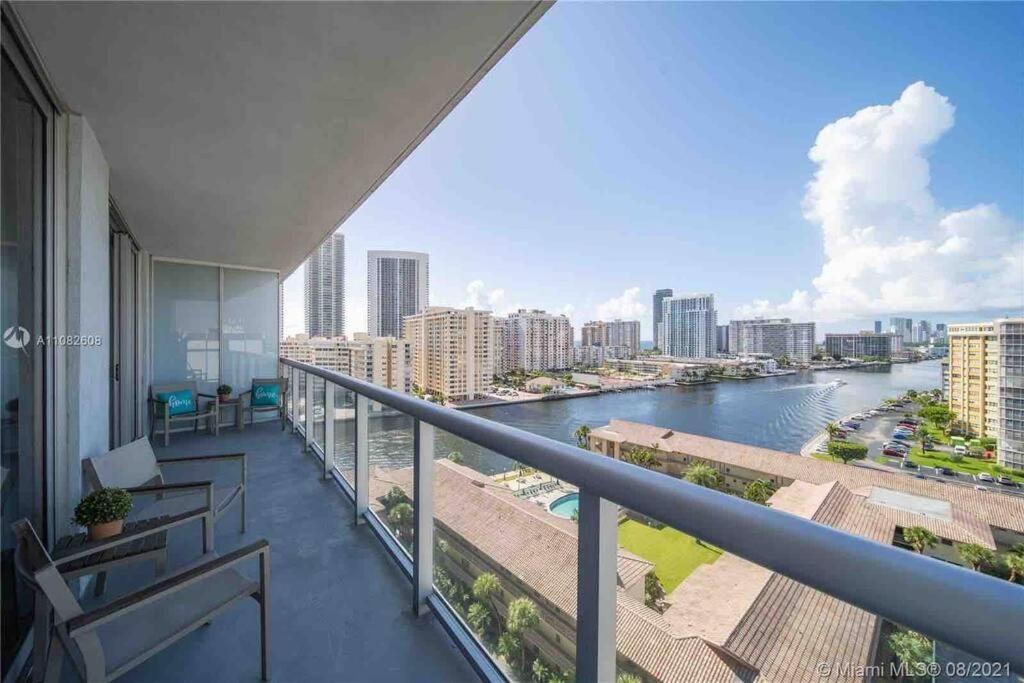 Beachwalk 1B-1B Apmt Amazing View 12A Hallandale Beach Kültér fotó